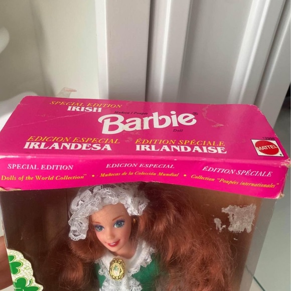 Barbie Irish Doll 1994 Special Edition Dolls of the World Collection 12998 - Picture 3 of 6